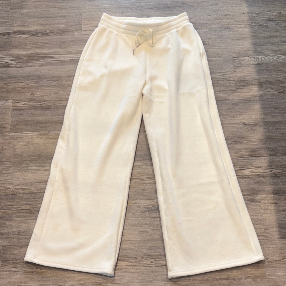Kyodan Cream Fleece Sweatpants